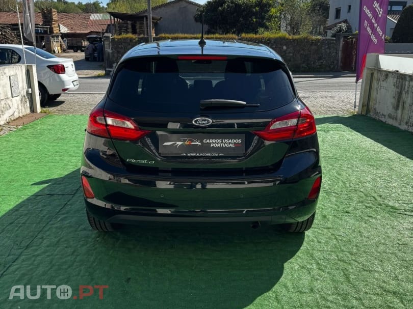 Ford Fiesta 1.1 Ti-VCT Business