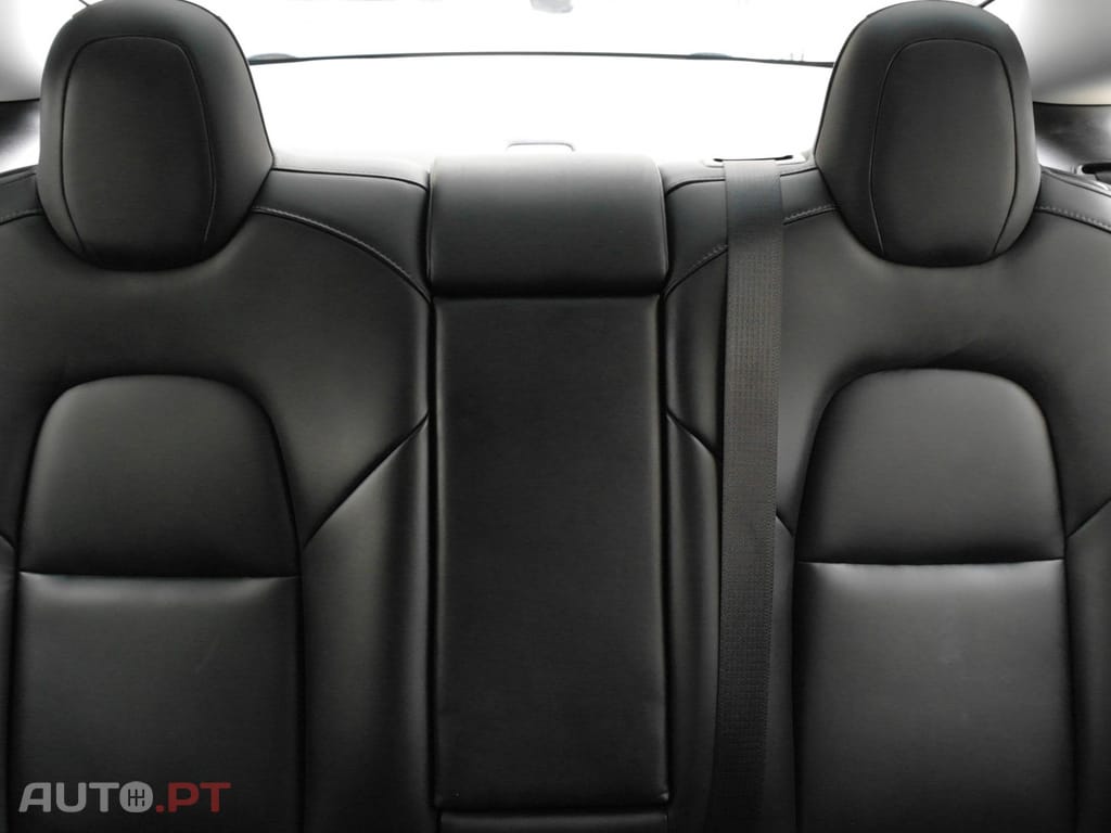 Tesla Model 3 Long Range Tração Traseira