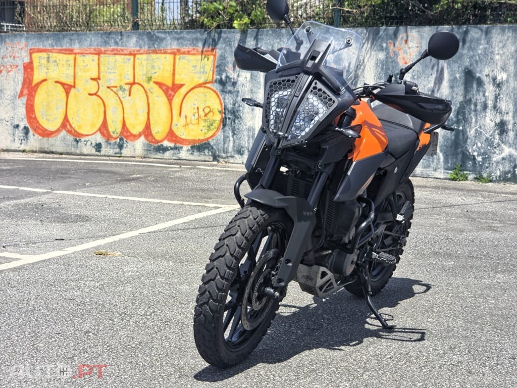 KTM 390 KTM 390 Adventure