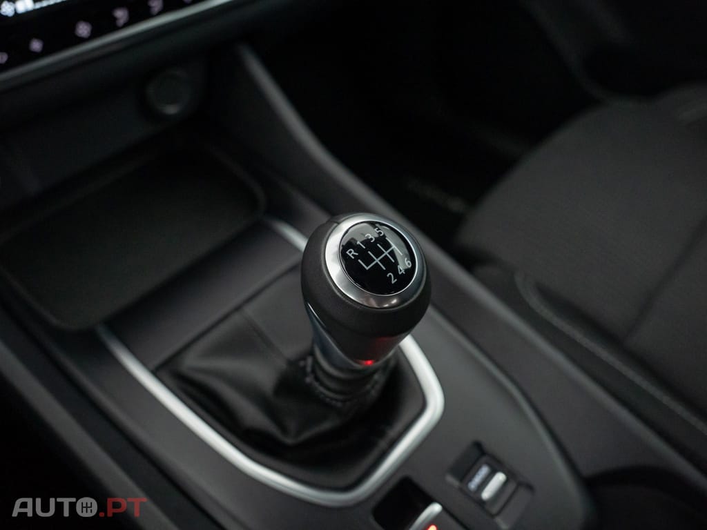 Nissan Qashqai 1.3 DIG-T MHEV Engage