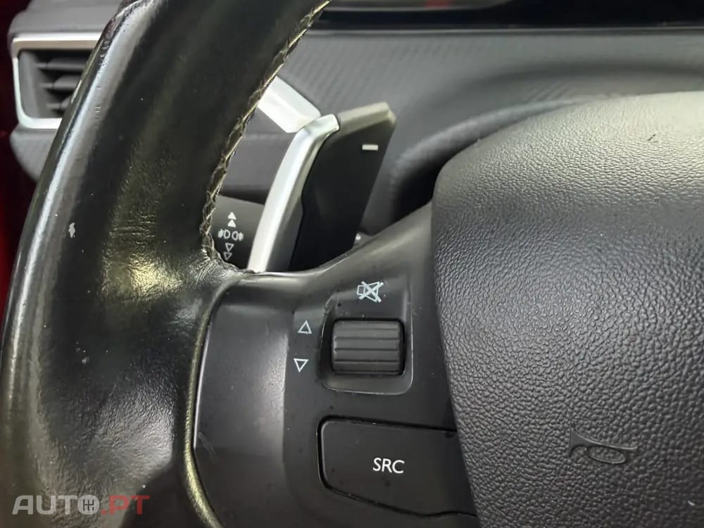 Peugeot 2008 1.2 PureTech Allure EAT6