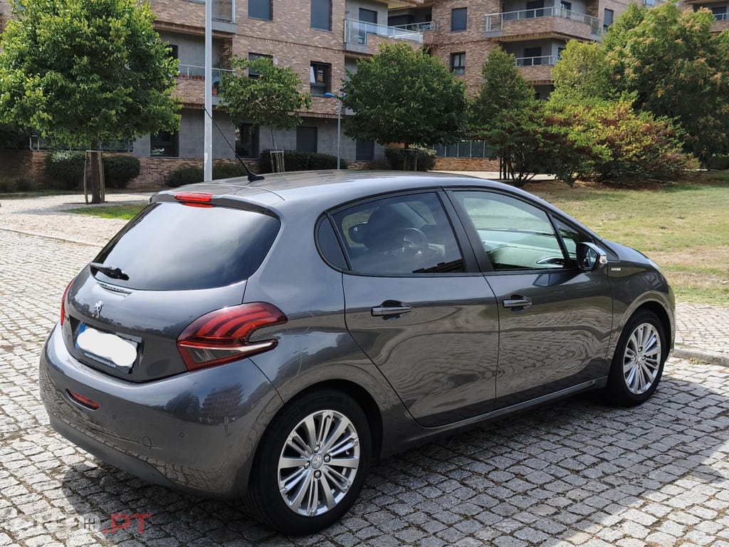 Peugeot 208 1.2 Puretech Style