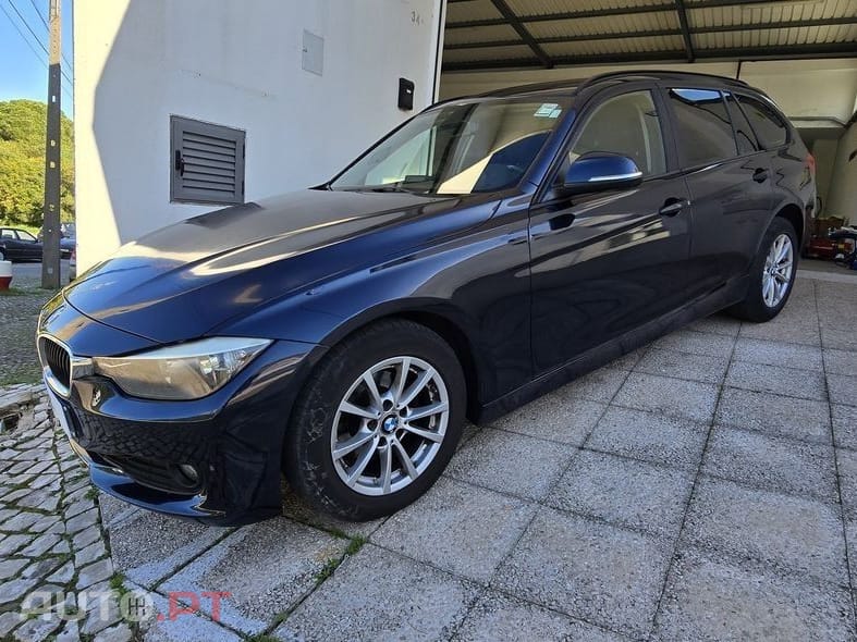 BMW 318 d Touring Blue Performance Luxury Line