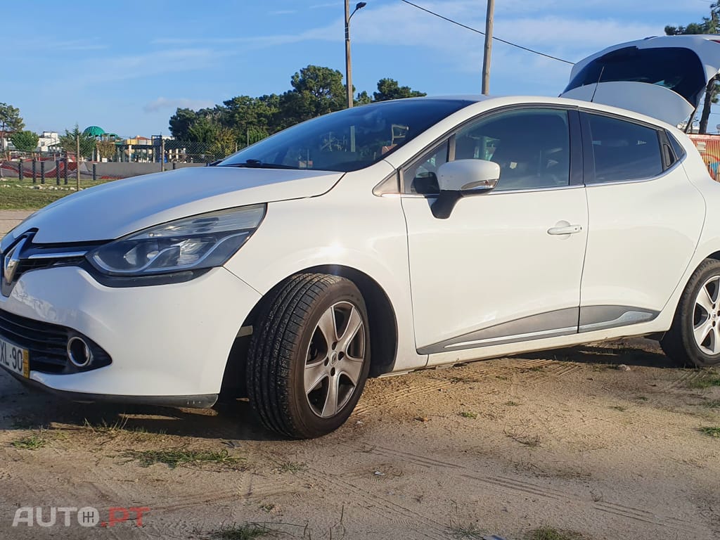 Renault Clio 1.5 dCi Limited EDC