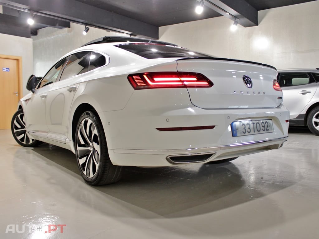 Volkswagen Arteon 2.0 TDI R-Line DSG 4Motion