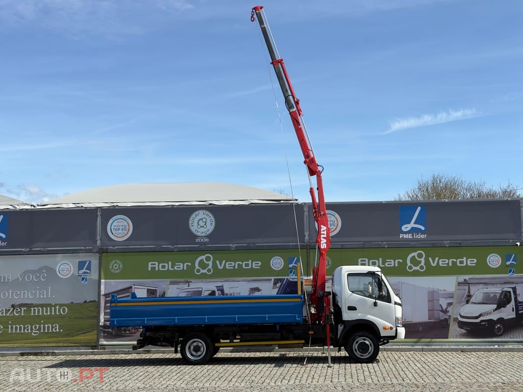 Toyota Dyna 7.5 T  GRUA + BASCULA