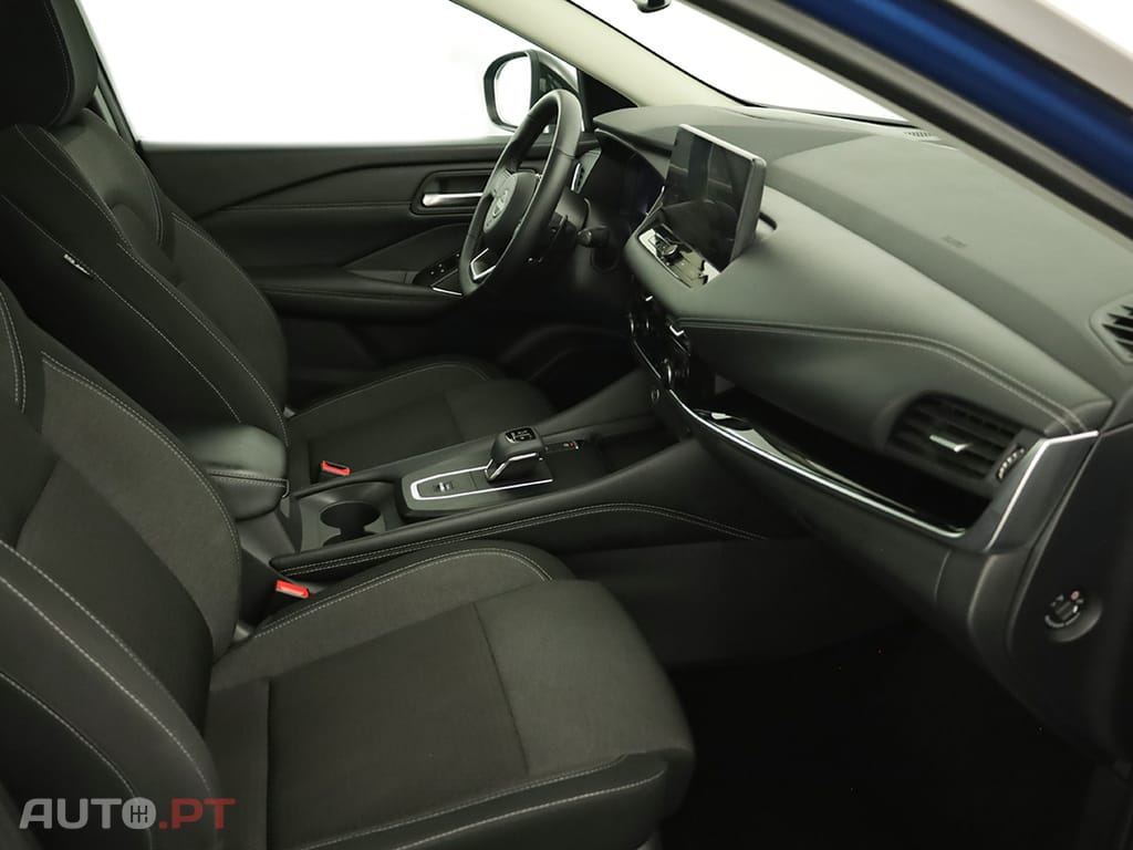 Nissan Qashqai Qashqai 1.3 DIG-T N-Connecta LED Xtronic