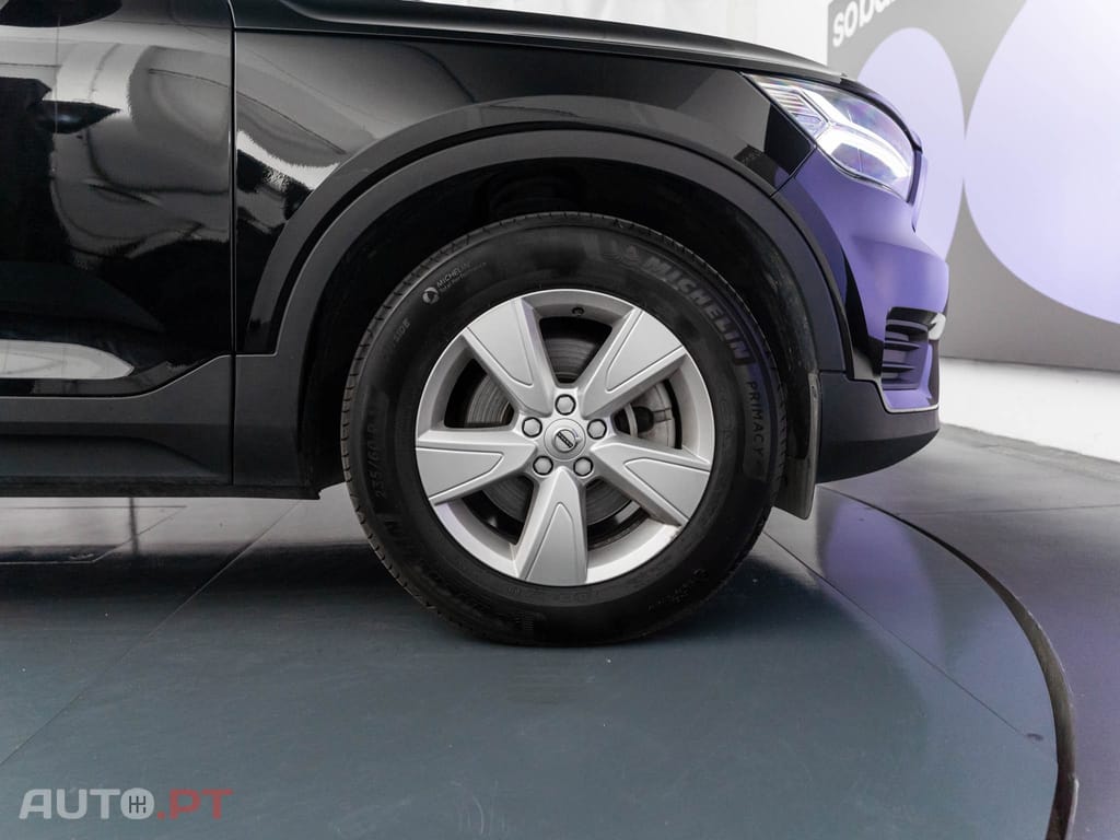 Volvo XC40 1.5 T2 Momentum