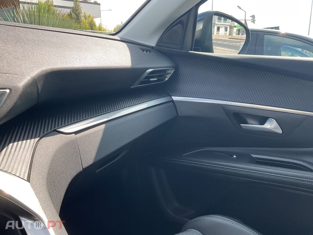 Peugeot 5008 1.5 BlueHDi Allure
