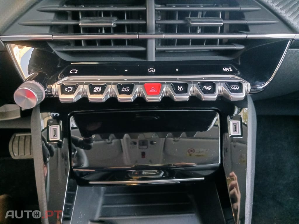 Peugeot 208 1.2 Hybrid Allure e-DCS6