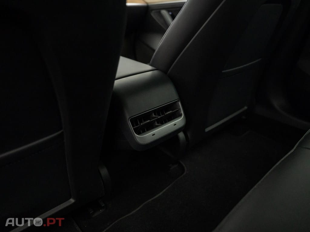 Tesla Model 3 Long Range Tração Integral