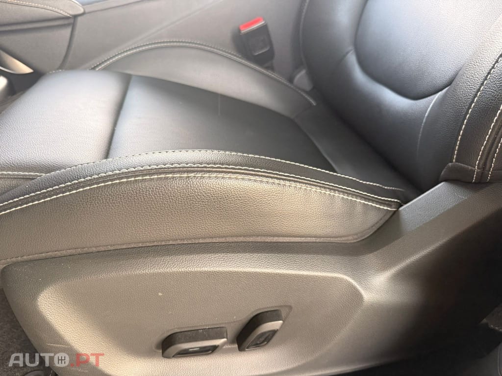 MG ZS EV Luxury