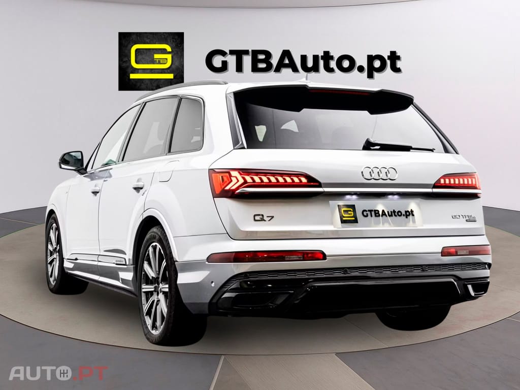 Audi Q7 60TFSie Quattro S LINE I.V.A DEDUTIVEL 