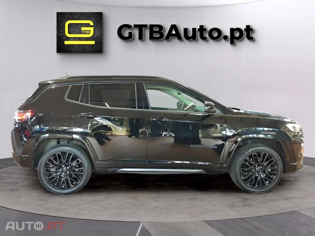 Jeep Compass I.V.A DEDUTÍVEL 1.3 T4 4xe PLUG-IN HYBRID