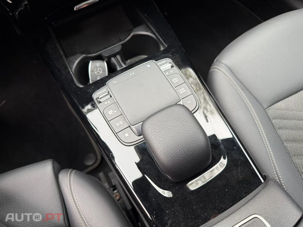 Mercedes-Benz CLA 250 e Progressive