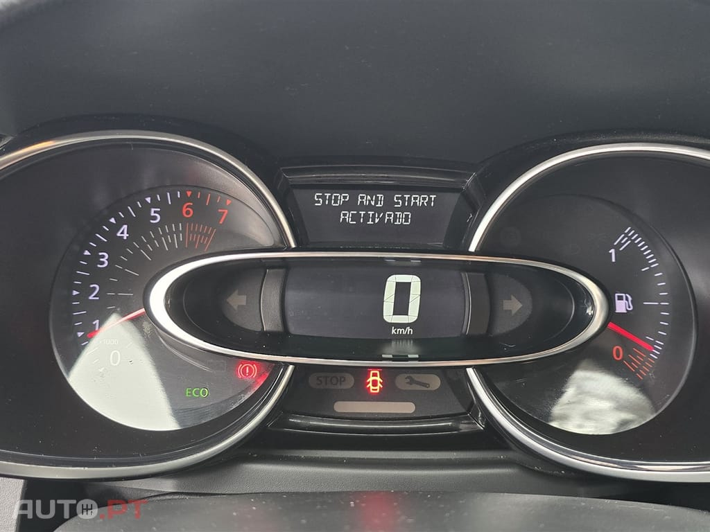 Renault Clio 0.9 TCe Limited Bi-Fuel