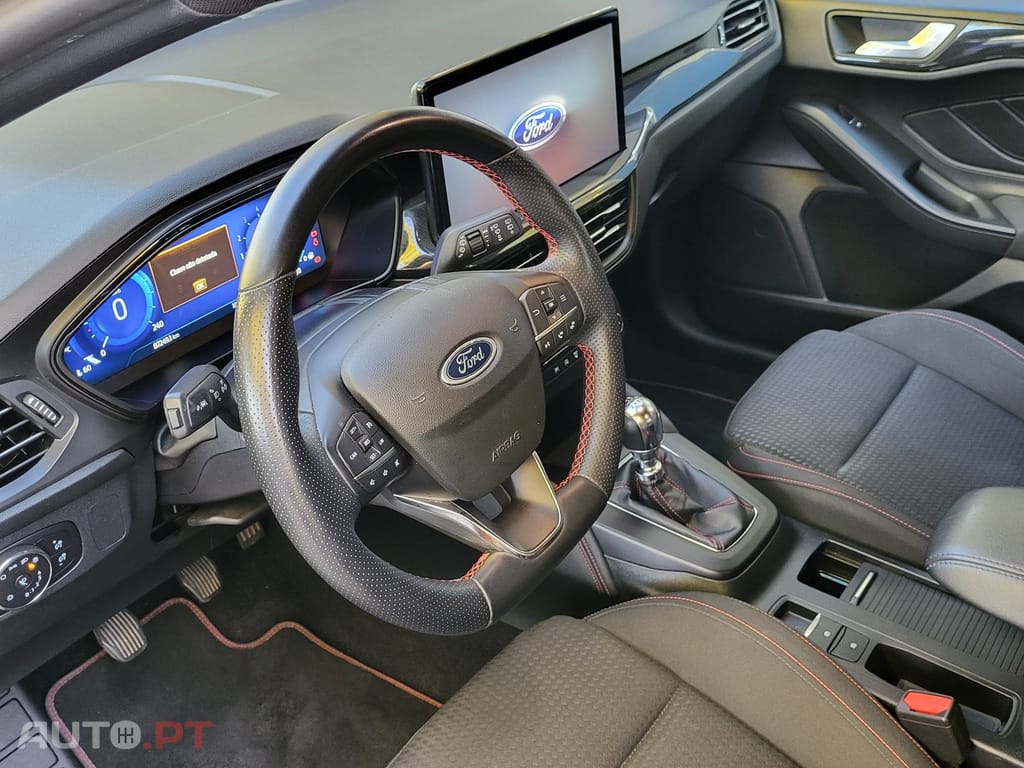 Ford Focus SW 1.0 EcoBoost MHEV ST-Line X