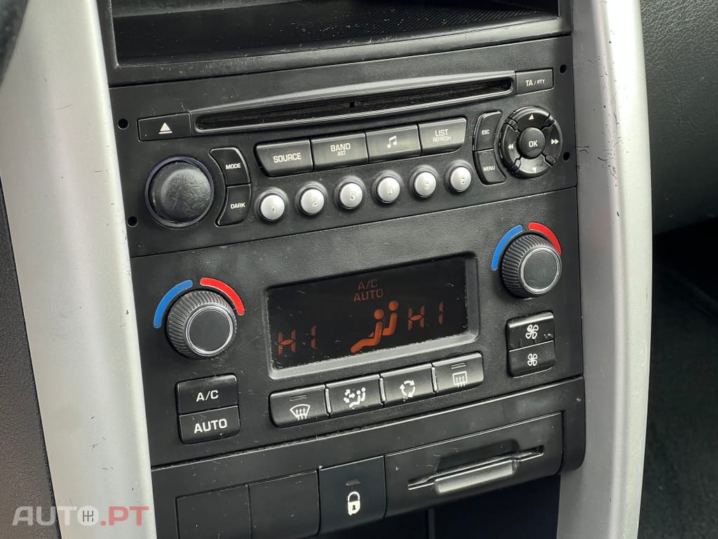 Peugeot 207 1.4 16V Sport