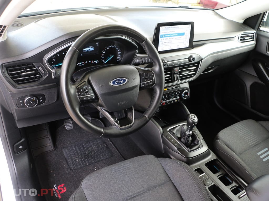 Ford Focus 1.0 EcoBoost MHEV Active