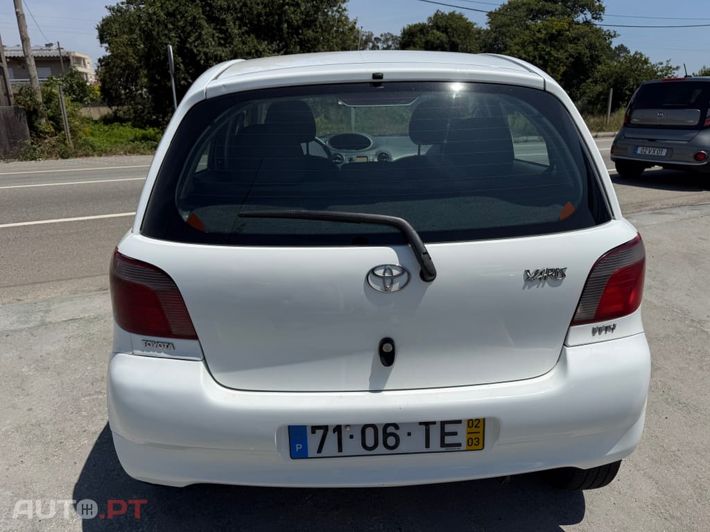Toyota Yaris 1.0 Sol AC