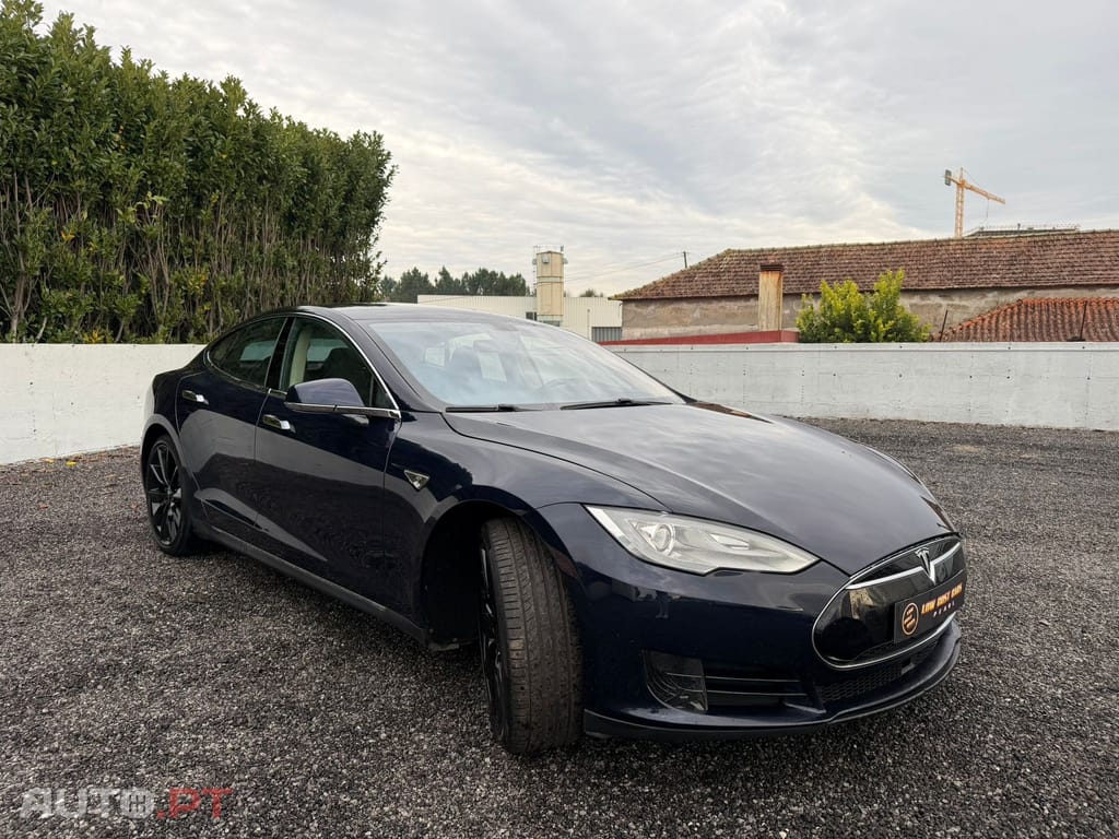 Tesla Model S 60