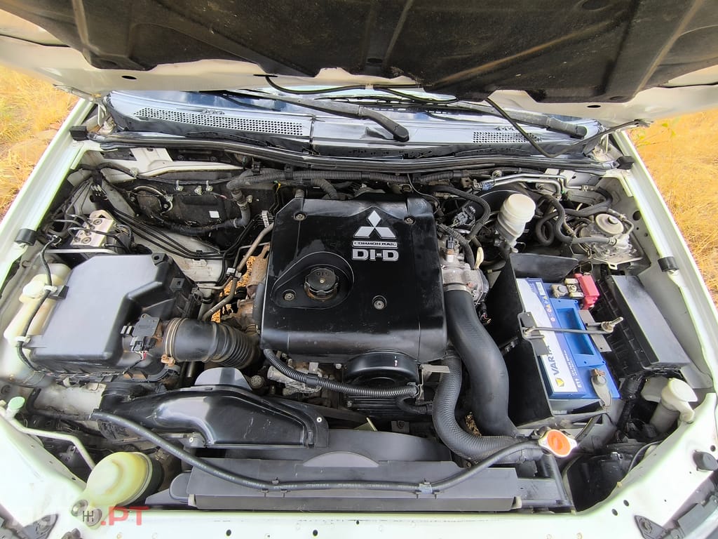 Mitsubishi L200 2.5 DI-D Cabine Dupla (4x2)