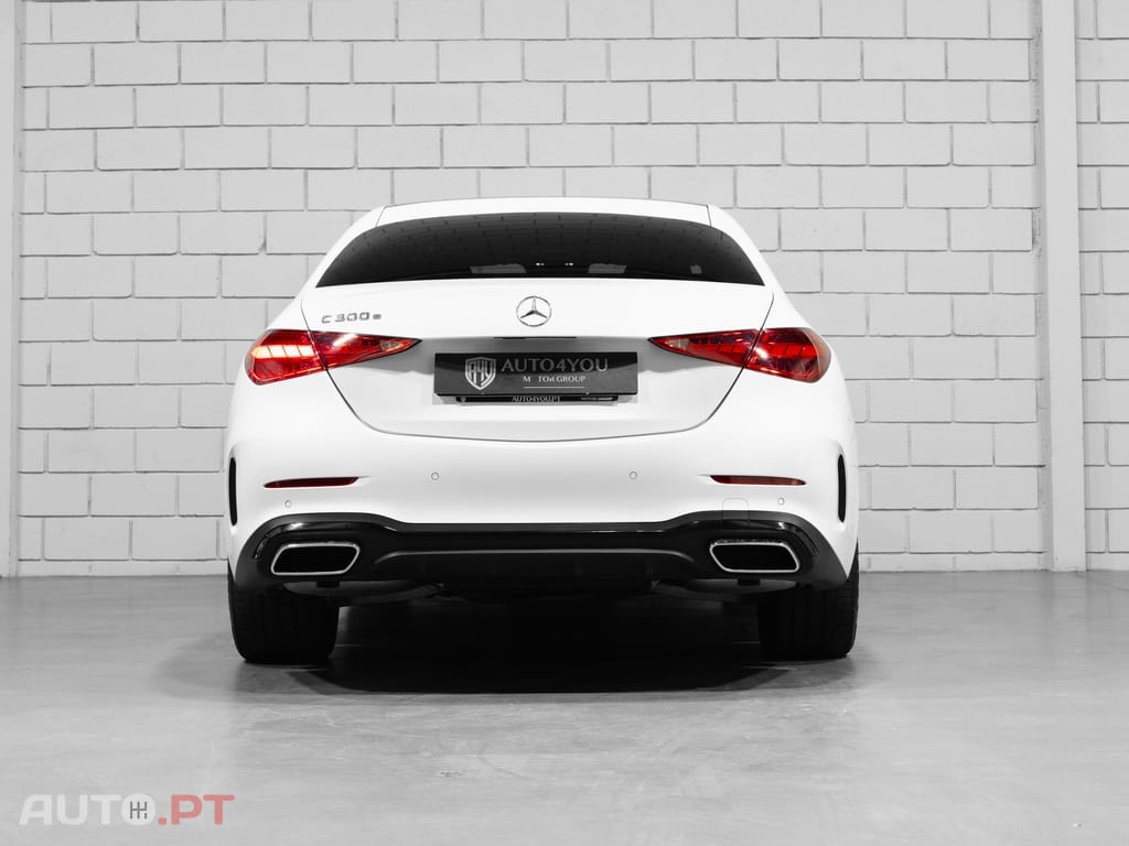 Mercedes-Benz C 300 e 9G-TRONIC AMG Line