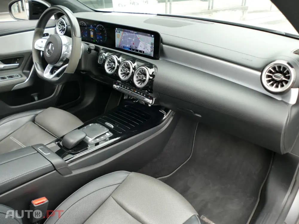 Mercedes-Benz CLA 250 e