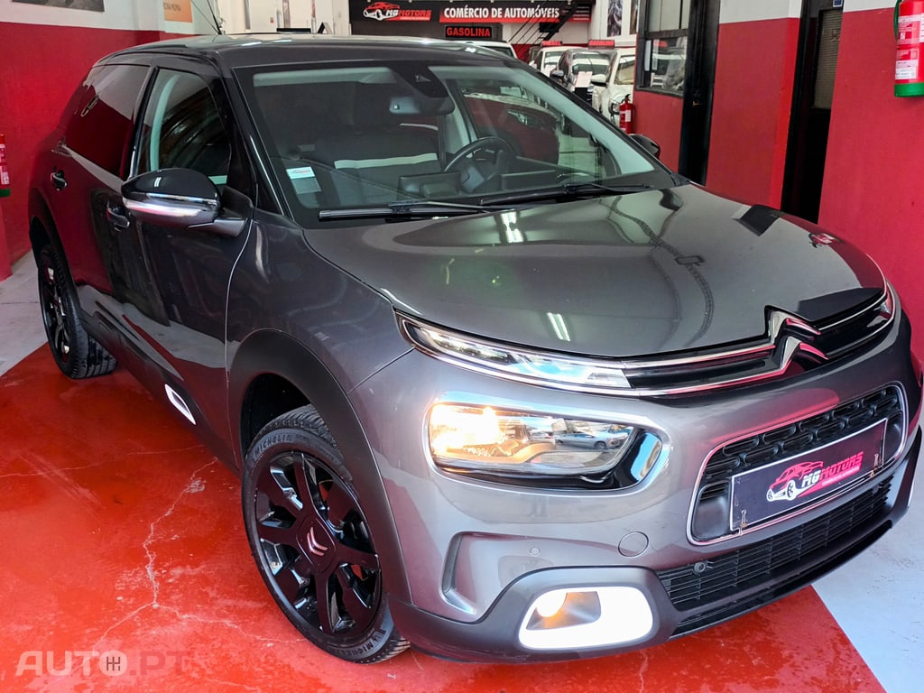 Citroen C4 Cactus 1.2 Puretech Shine EAT6