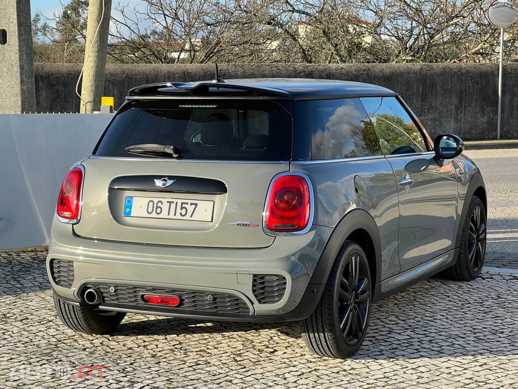 MINI Cooper Cooper D