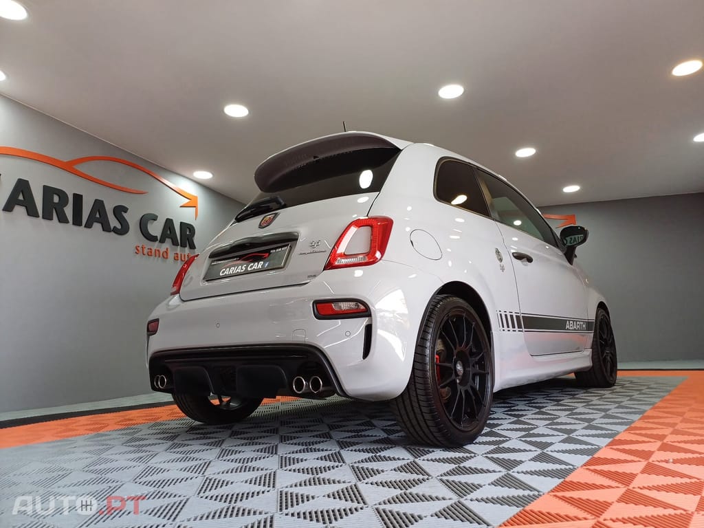 Fiat 500 Abarth 595 Competizione 70 anos