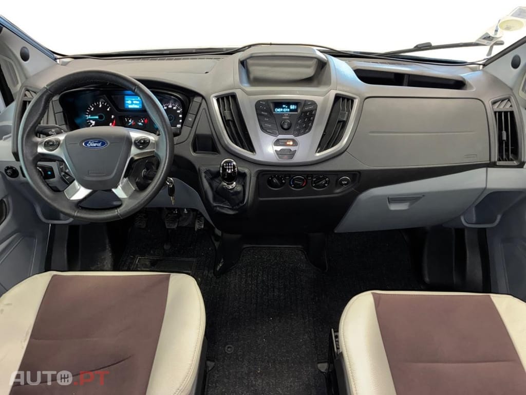 Ford Transit 2.2 Roller Team