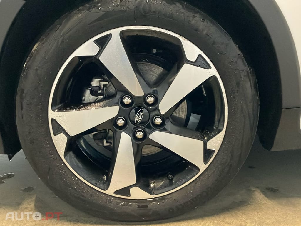 Ford Focus 1.0 EcoBoost MHEV Active X Aut.