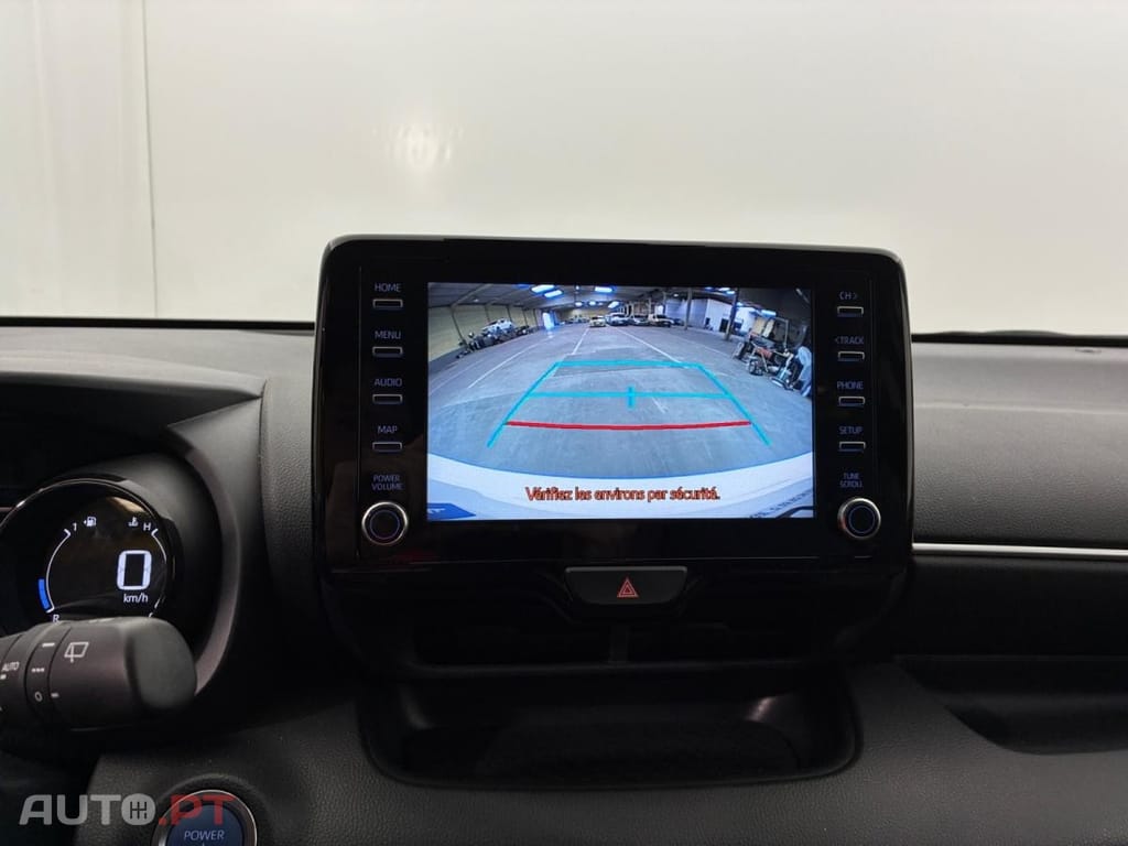 Mazda 2 1.5 L Hybrid CVT Agile