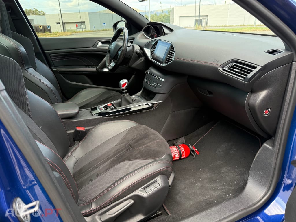 Peugeot 308 1.6 e-THP GTi
