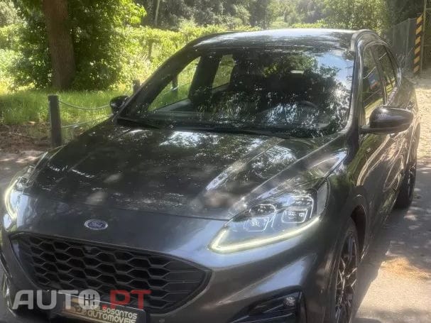 Ford Kuga 1.5 EcoBoost ST-Line X