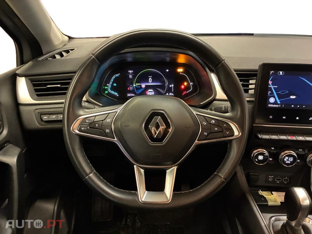 Renault Captur 1.6 E-Tech Business