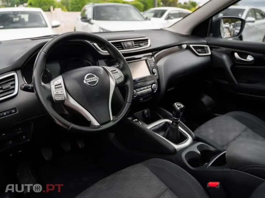 Nissan Qashqai 1.5 dCi N-Connecta