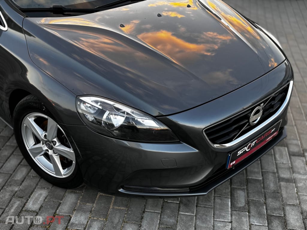 Volvo V40 1.6 D2 Momentum