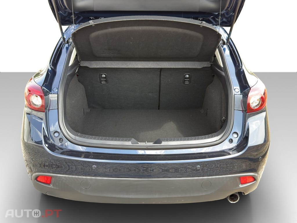 Mazda 3 1.5 Sky-G Evolve HS Navi
