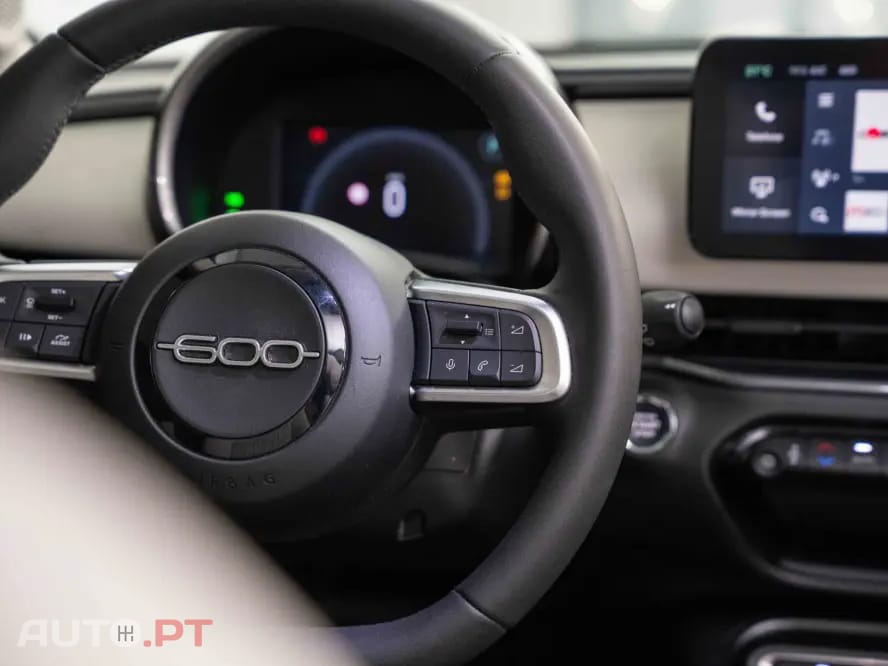 Fiat 600e 54 kWh La Prima