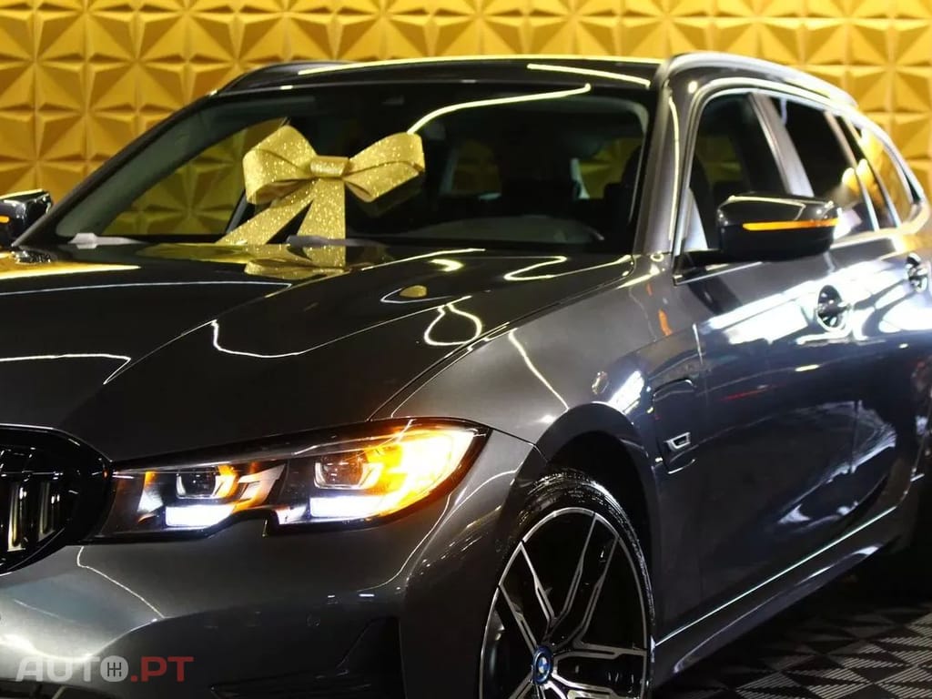 BMW 320 e Line Sport Auto