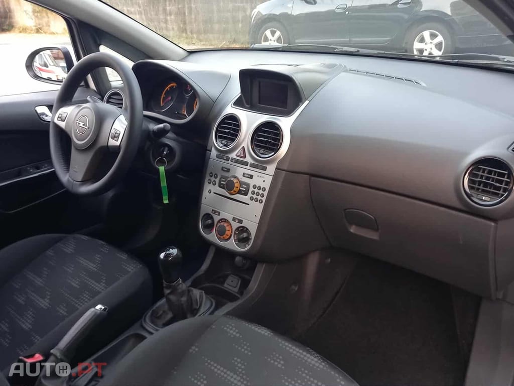 Opel Corsa 1.3CDTI A/C 2014 Nacional