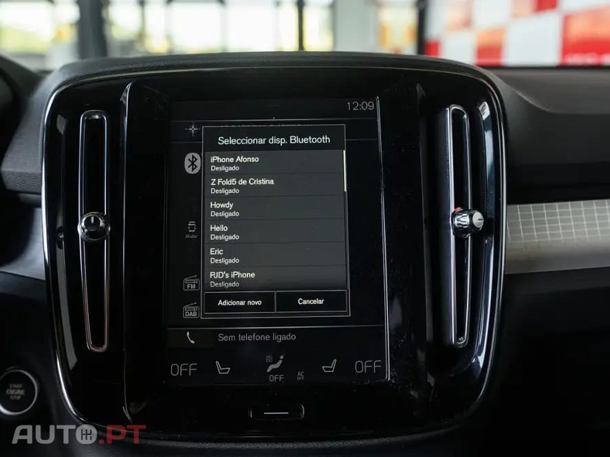 Volvo XC40 1.5 T2 Plus Dark Auto