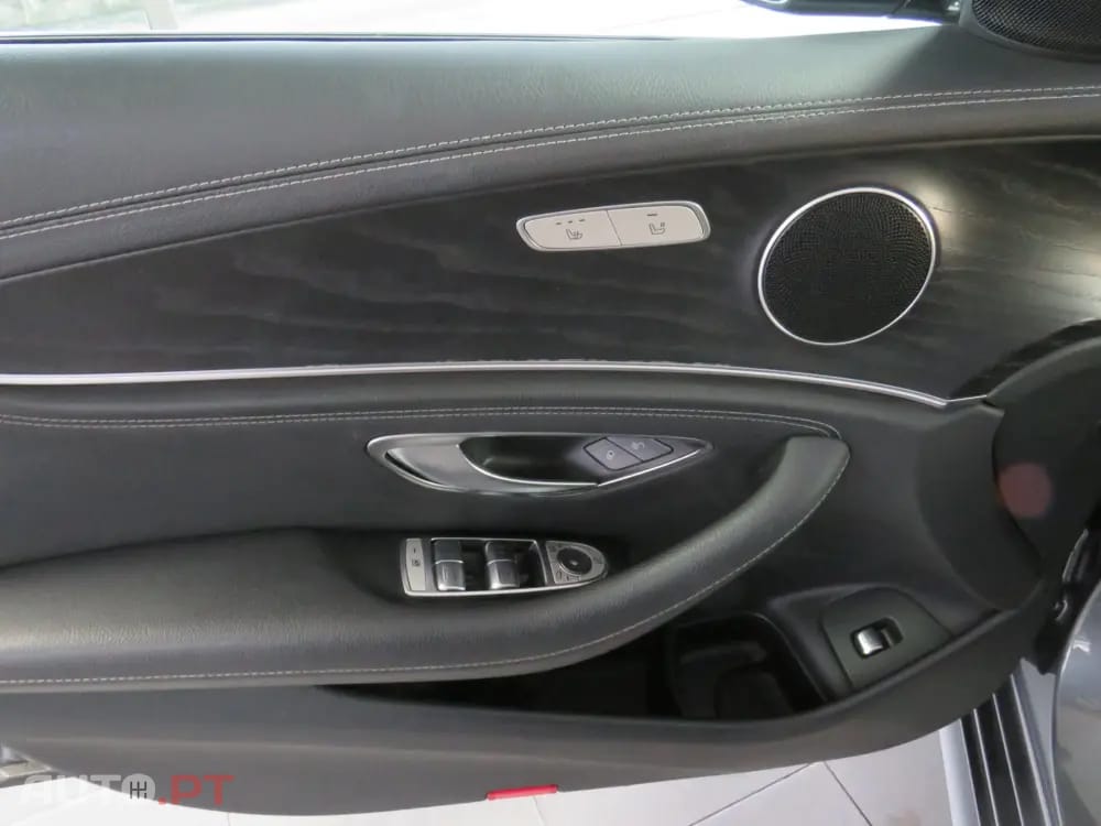 Mercedes-Benz E 300 de AMG Line