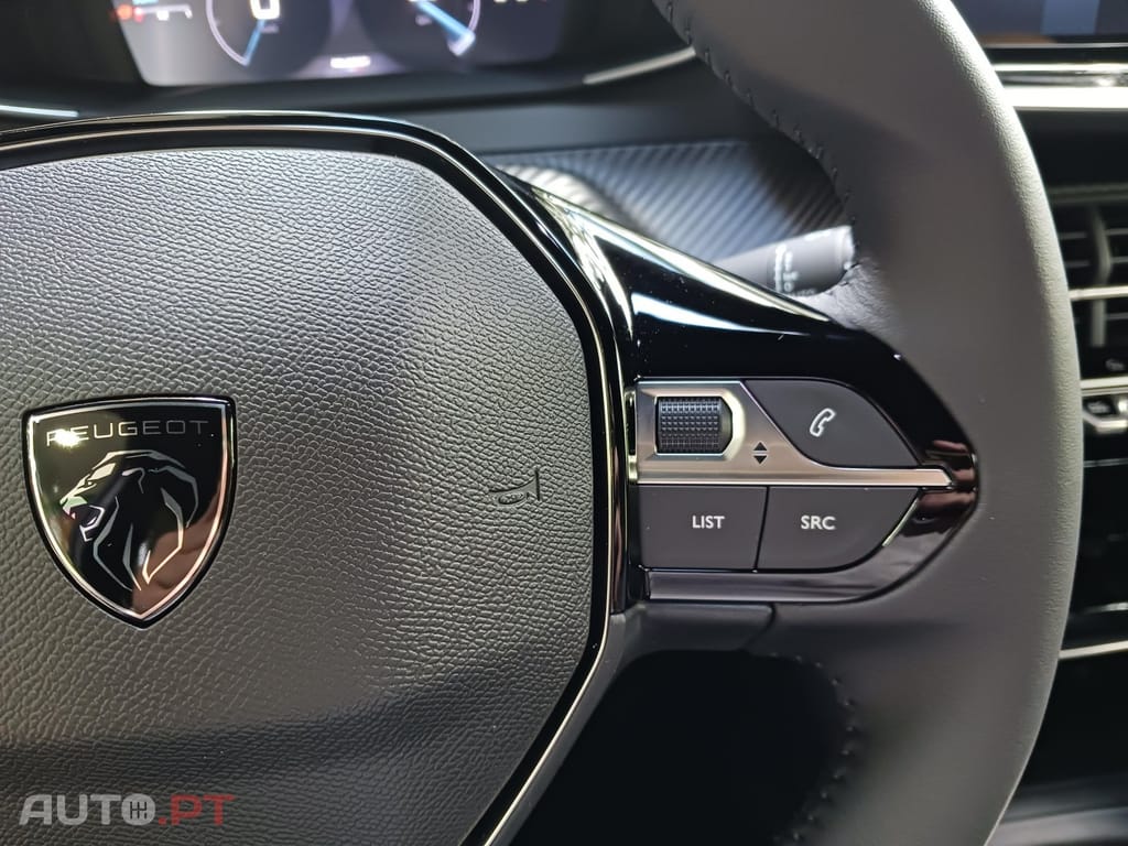 Peugeot 2008 1.2 PureTech Allure Pack