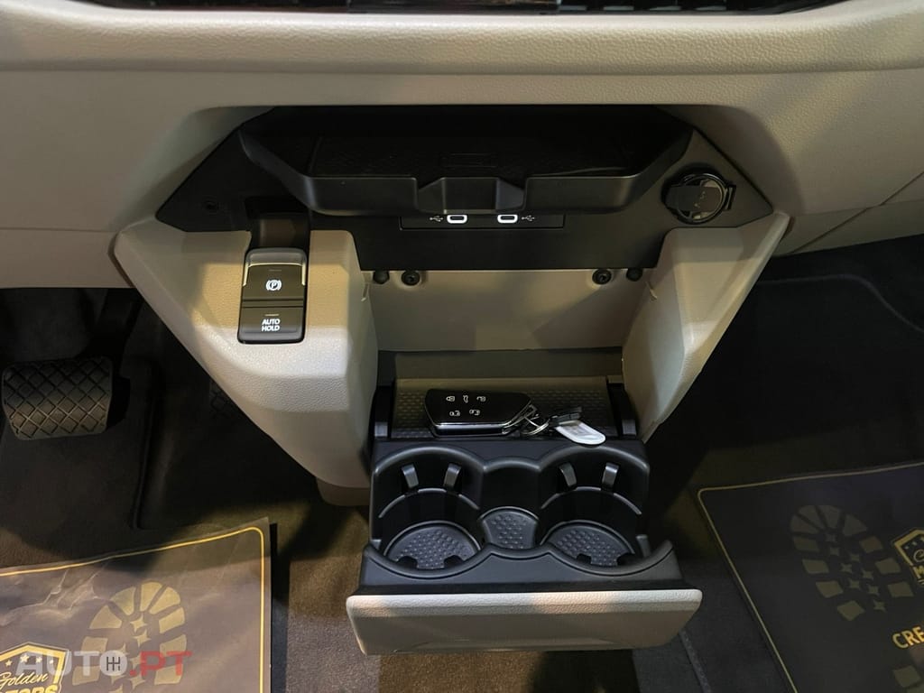 Volkswagen Multivan 2.0 TDI BM Longa Comfortline DSG