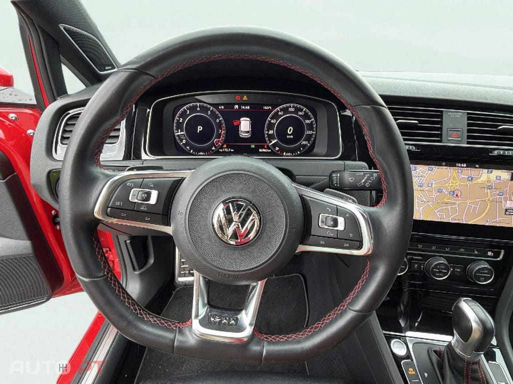 Volkswagen Golf 2.0 TSI GTI DSG Performance