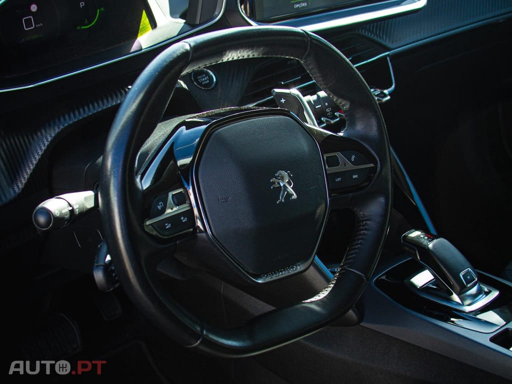 Peugeot 2008 1.2 PureTech Active