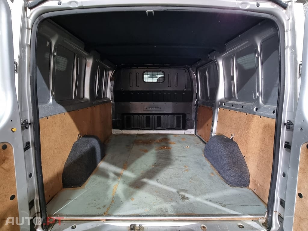 Ford Transit 350L 2.2 TDCi Longa-T.Médio